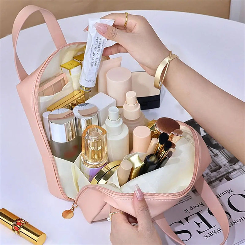 Shell Shape PU Leather Cosmetic Bag Waterproof Letter Makeup Pouch Bag Multifunction Carry-on Makeup Tote Travel Wash Bags